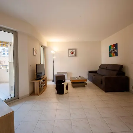 Espace Republique Apartamento Cannes